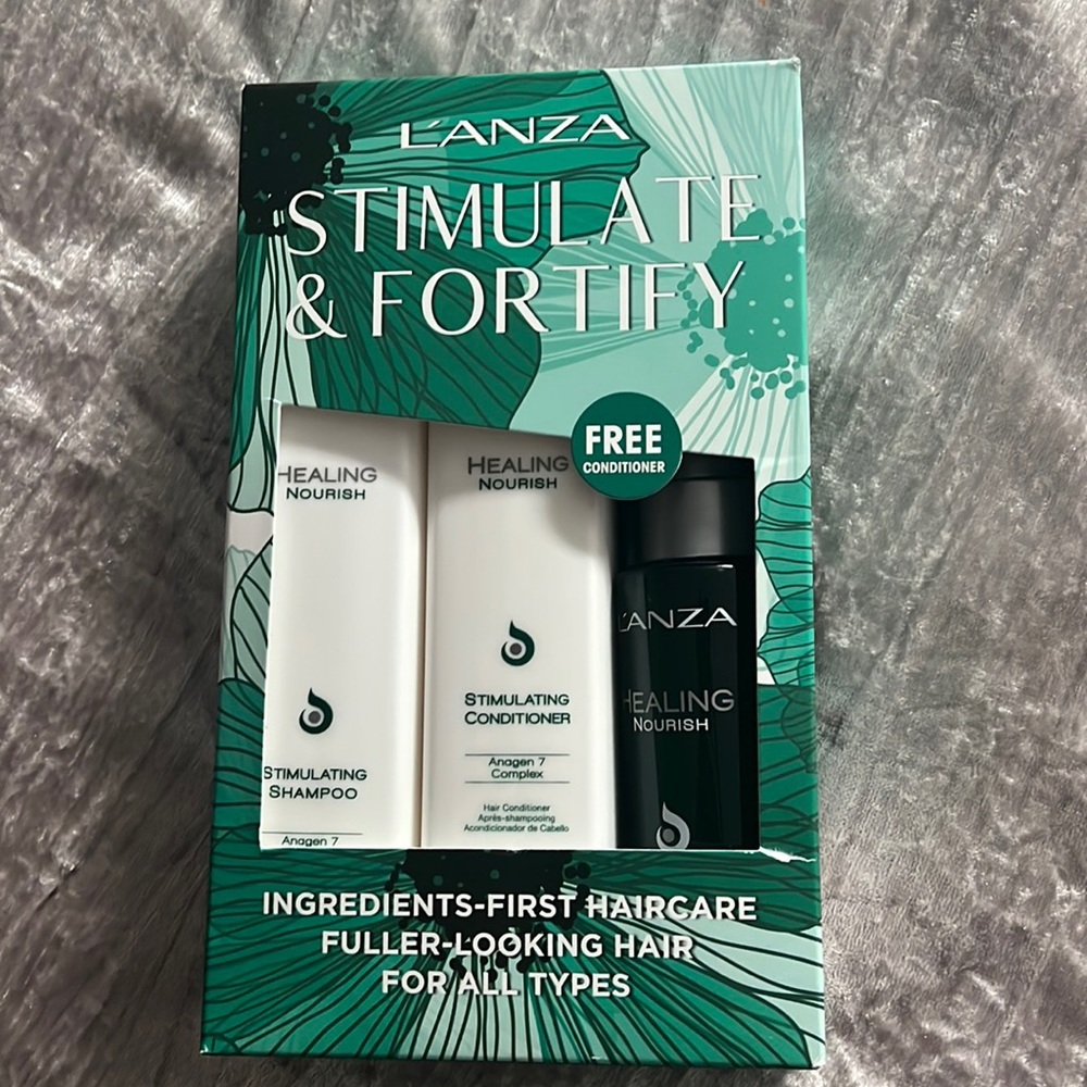 L’Anza stimulate and fortify gift set